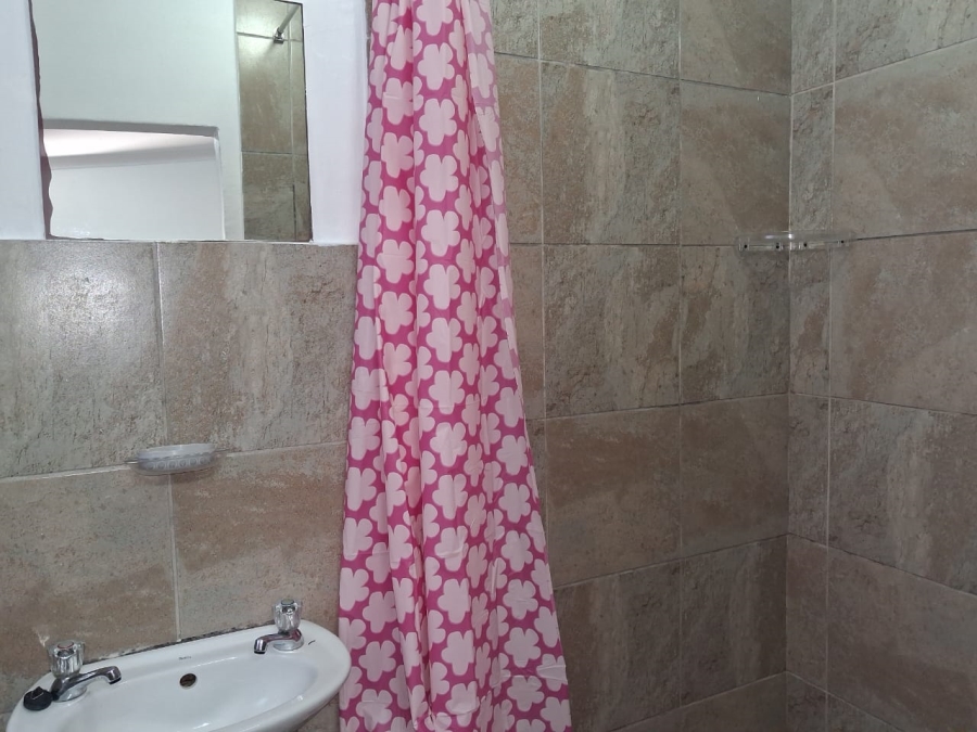 1 Bedroom Property for Sale in Quigney Eastern Cape